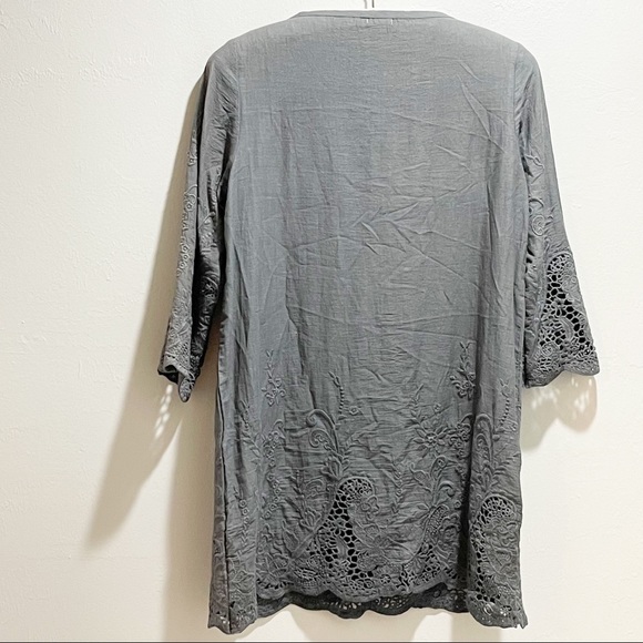 MATTA Gray Shift Dress Eyelet Sleeves And Hem - Picture 2 of 7